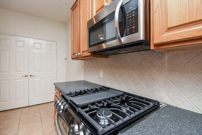 Building Photo - 13646 Garden Grove Ct