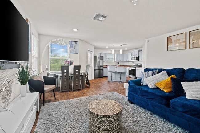 Building Photo - 5613 Tranquil Cove