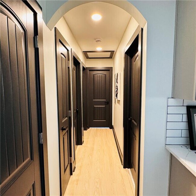 Building Photo - 2054 Fargo Pl SE