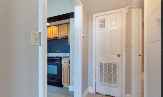 Building Photo - 311 W Ashley St