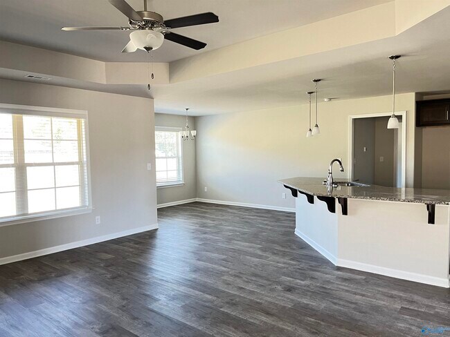 Building Photo - 103 Ocean Springs Ave