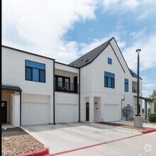 Building Photo - 1 br, 1 bath Condo - 11680 Hero Way West F...