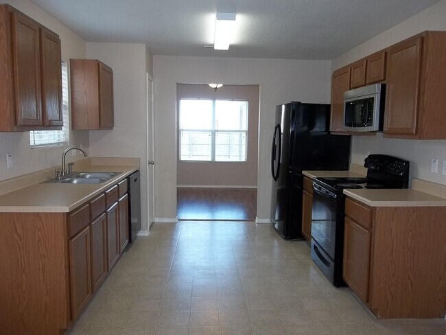 Building Photo - 3 BEDROOMS, BELTON ISD