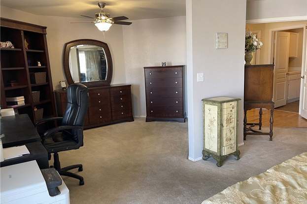 Building Photo - 415 Opal Dr