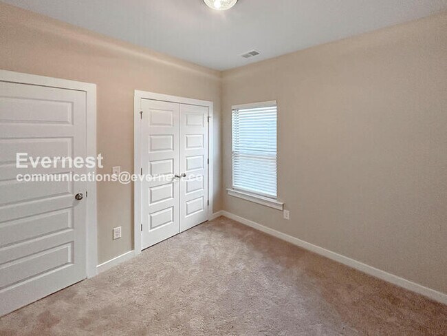 Building Photo - 49 River Birch Ln