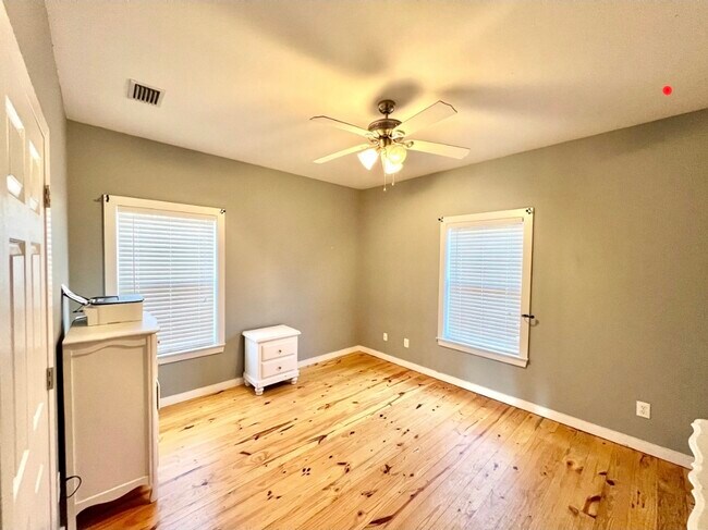 Building Photo - Co Rd 55