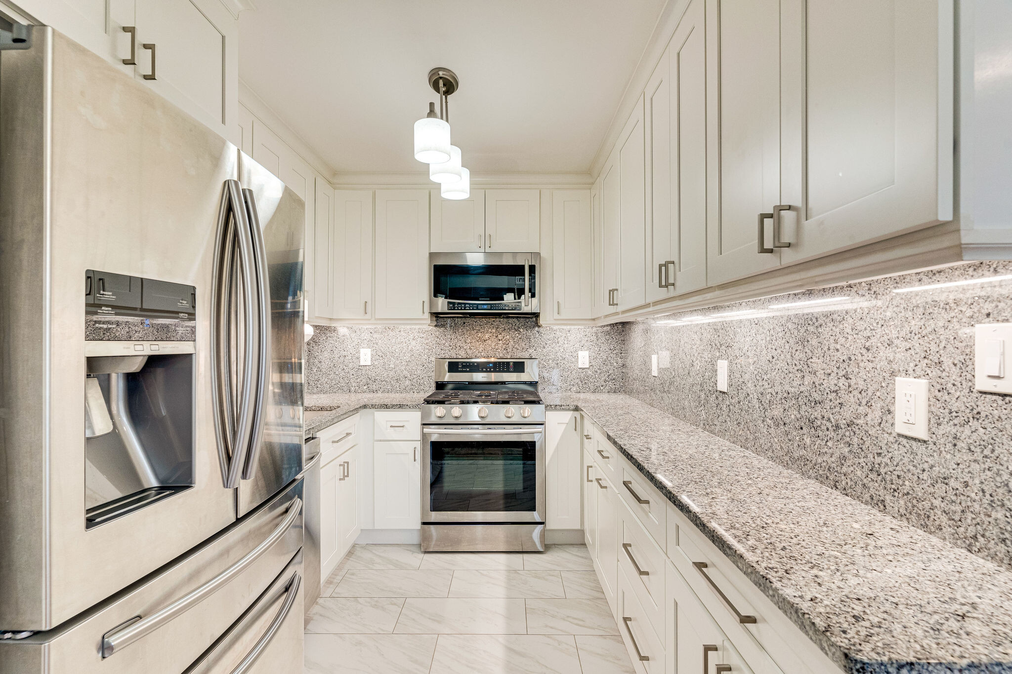 Kitchen - 6143 Leesburg Pike