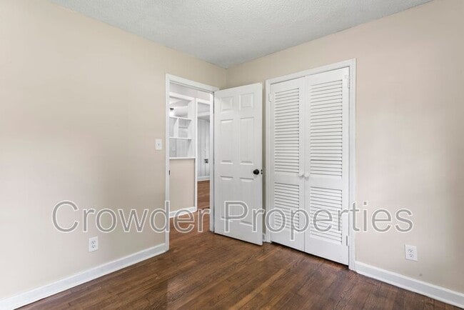 Building Photo - 3612 Sargeant Dr