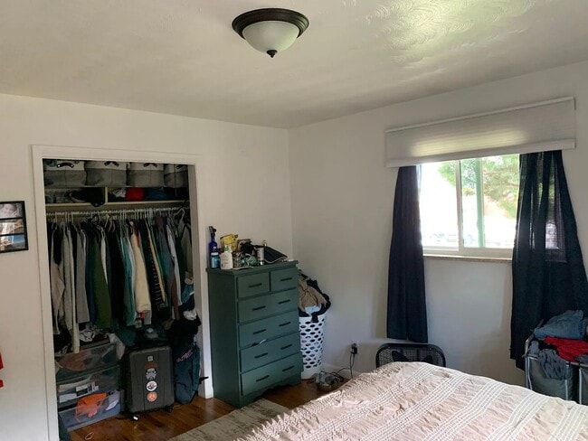 Building Photo - 220 Tulane Dr