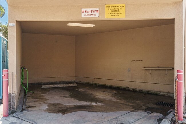Building Photo - 1Bed/1Bath Single Story Condo in La Mesa w...