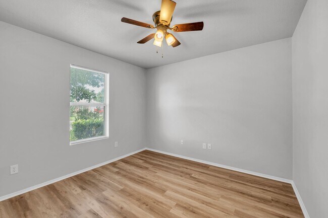Building Photo - Available NOW!!!! Beautiful 1 story, 4 bed...