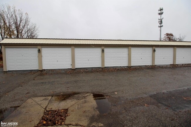 Building Photo - 29408 Maurice Ct