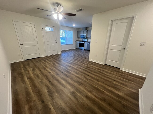 Building Photo - 6821 Whitney Polk Ct