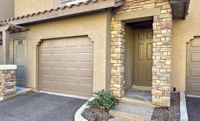 Primary Photo - 14250 W Wigwam Blvd