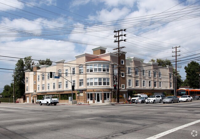 Regency West Hills - Alon West Hills