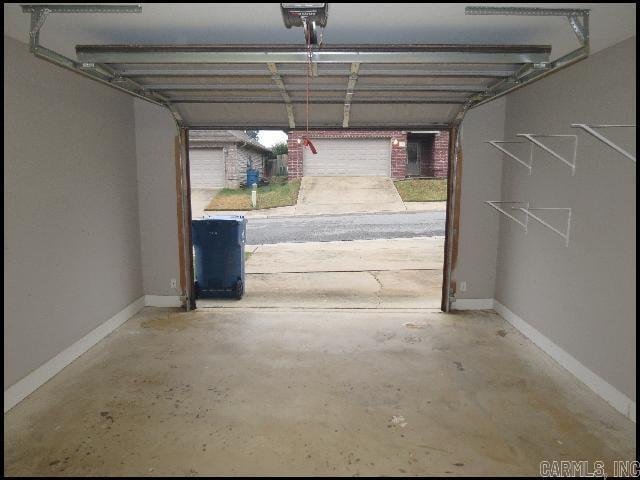 Building Photo - 3323 Moss Creek Dr