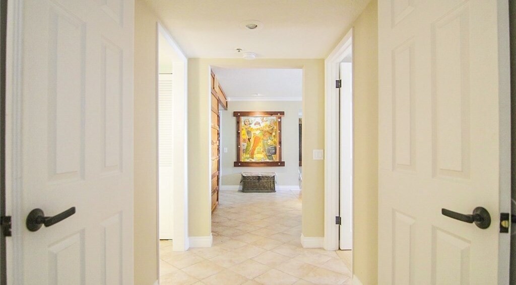 Building Photo - 220 Nice Ln