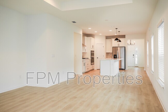 Building Photo - 81 Stargaze Ln
