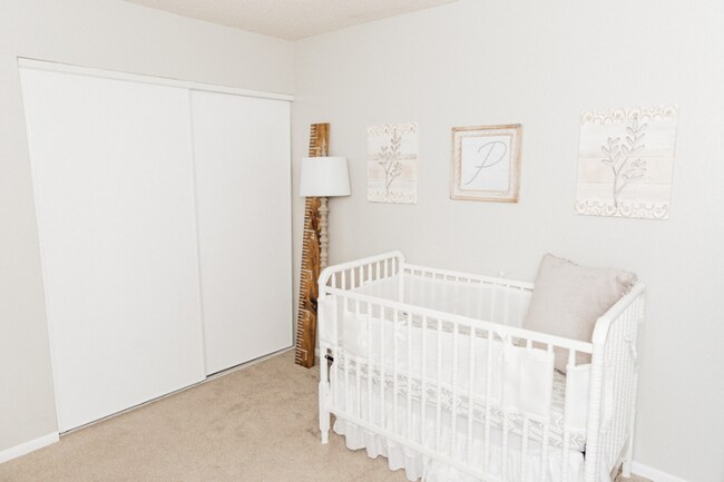 Building Photo - 2938 N 61st Pl