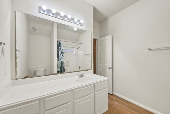 Building Photo - 7514 Boxwood Ridge Ln