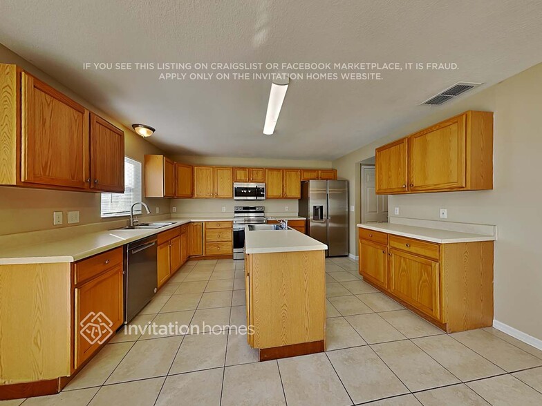 Building Photo - 356 Fish Hawk Dr