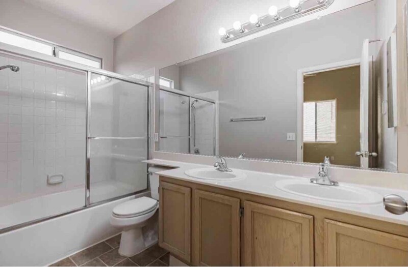 Building Photo - 1247 Arbor Ct