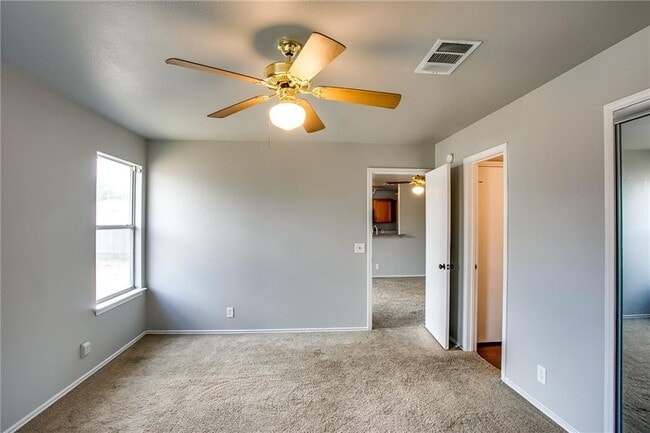 Building Photo - 412 Ballentine Ct