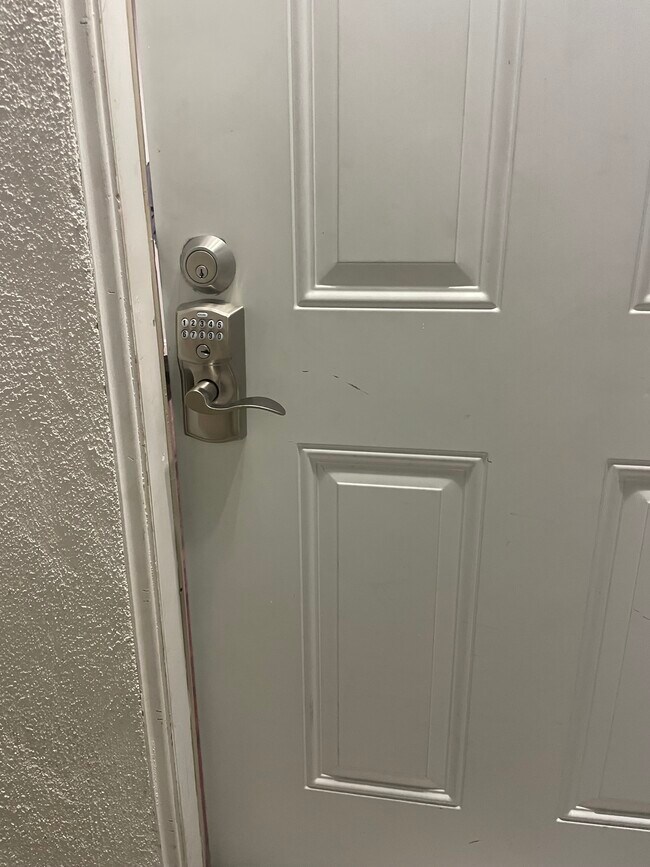 Building Photo - 12619 Emelita St