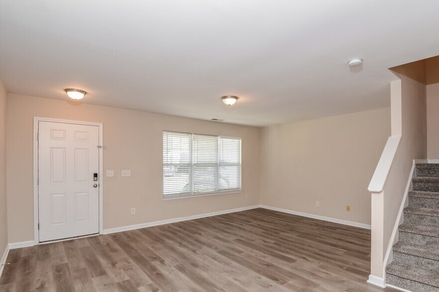Building Photo - 116 Shelter Haven Drive