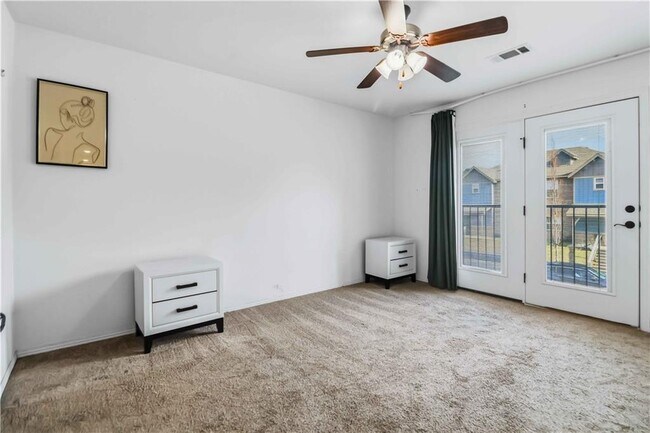 Building Photo - 1299 N Sicily Ln