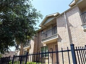 Building Photo - 10064 Emnora Ln