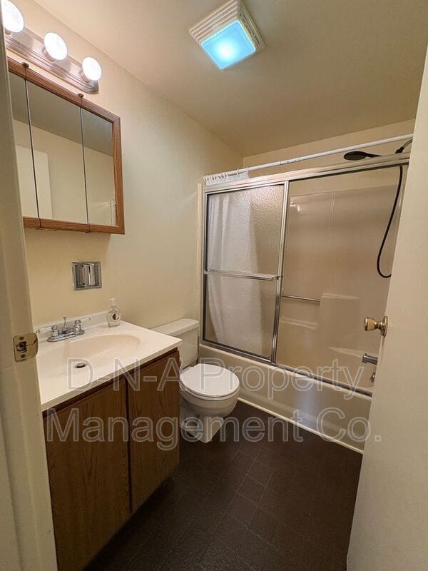 Building Photo - 111 Lenox Ave