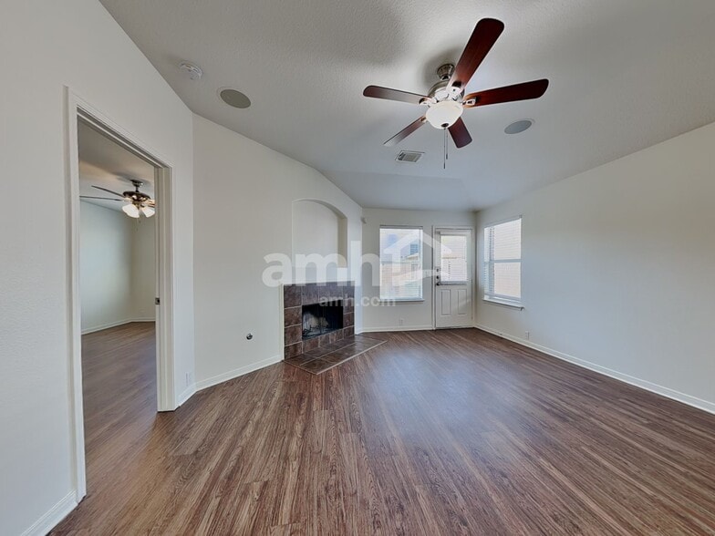 Building Photo - 16623 Grenada Falls Dr