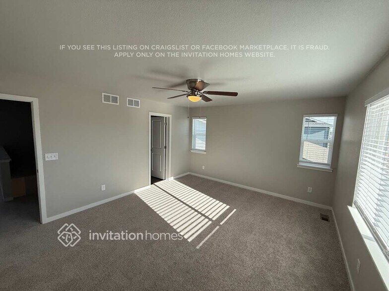 Building Photo - 4410 Trader St