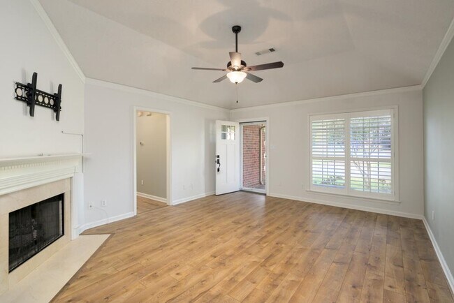 Building Photo - 3114 Shadow Green Ln