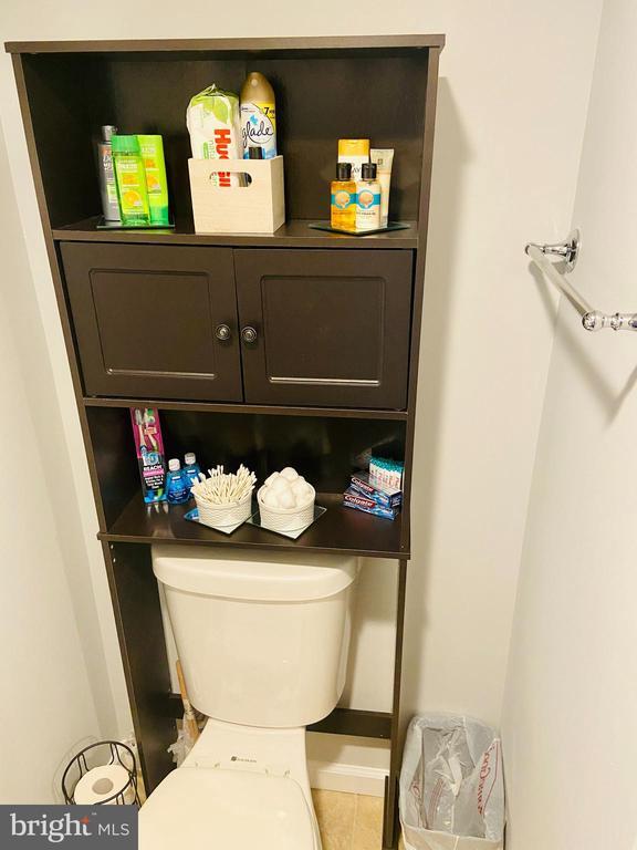 Building Photo - 113 Forrester St SW