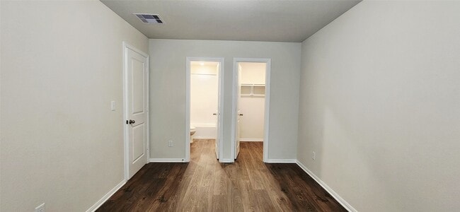 Building Photo - 422 Magnolia Ln