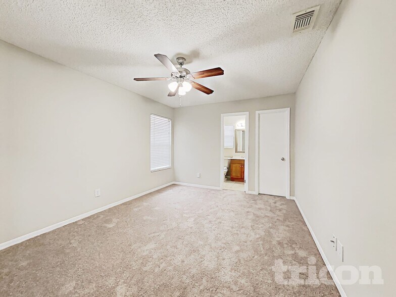 Building Photo - 2980 Lagoon Ave