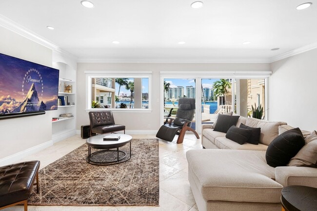 Building Photo - 555 S Ocean Blvd