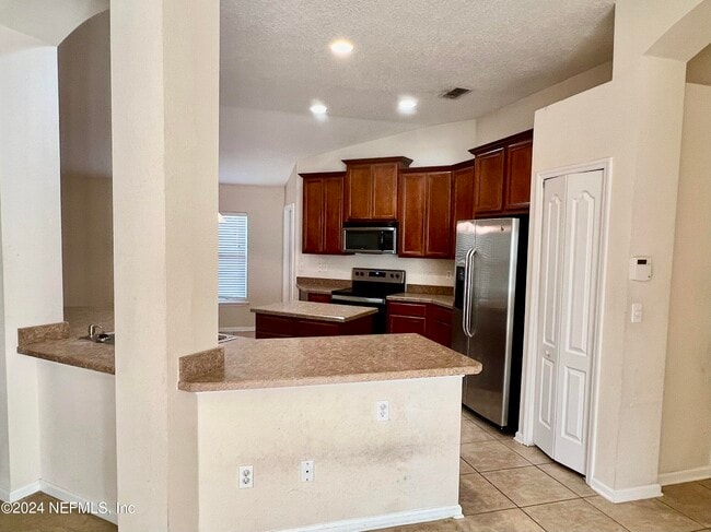 Building Photo - 13407 Devan Lee Dr E