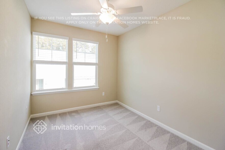 Building Photo - 13290 Shore Grass Dr