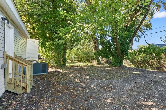 Building Photo - Spacious 4-Bedroom Home with Modern Upgrades Throughout