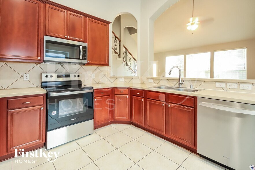 Building Photo - 12323 Crescent Mountain Ln