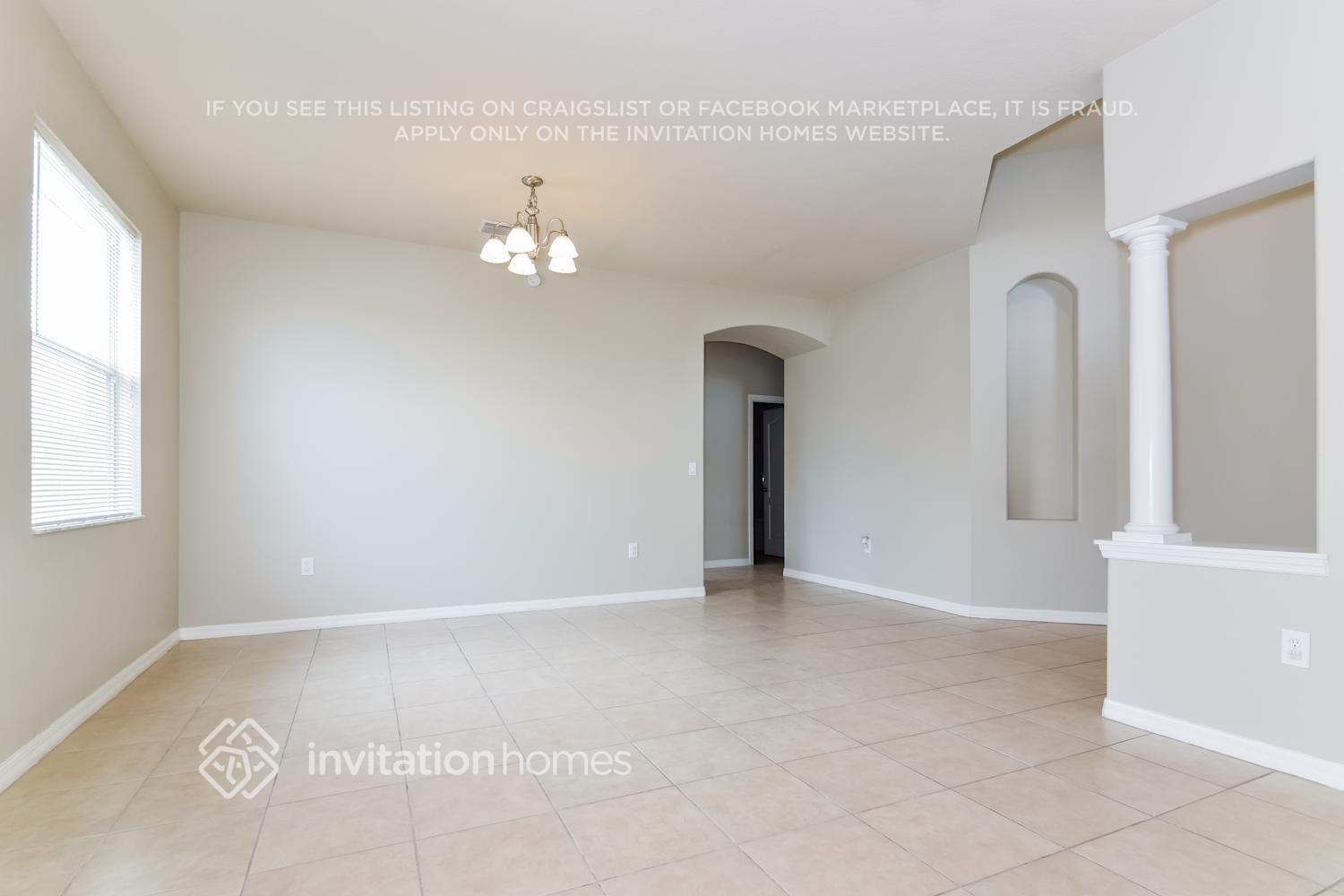 Building Photo - 5643 Aral Dr