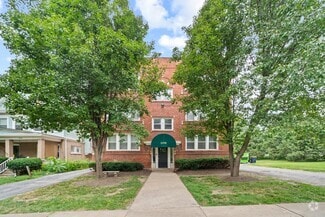 Building Photo - 3416 Wyandotte - Studio W