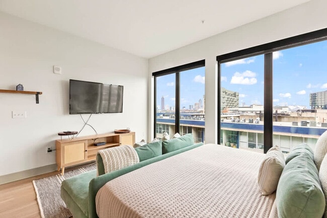 Building Photo - 777 11th St NW