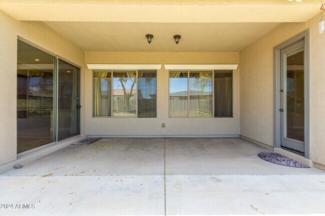 Building Photo - 7453 N 85th Dr