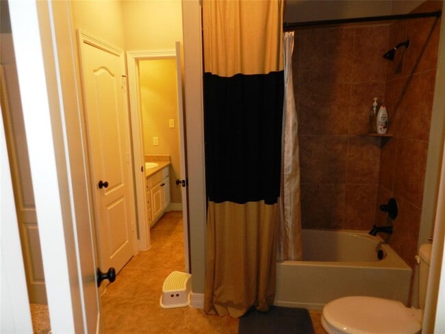 Building Photo - 4419 Montcliff Bend Ct