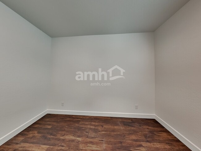 Building Photo - 2135 W Magdalena Lane