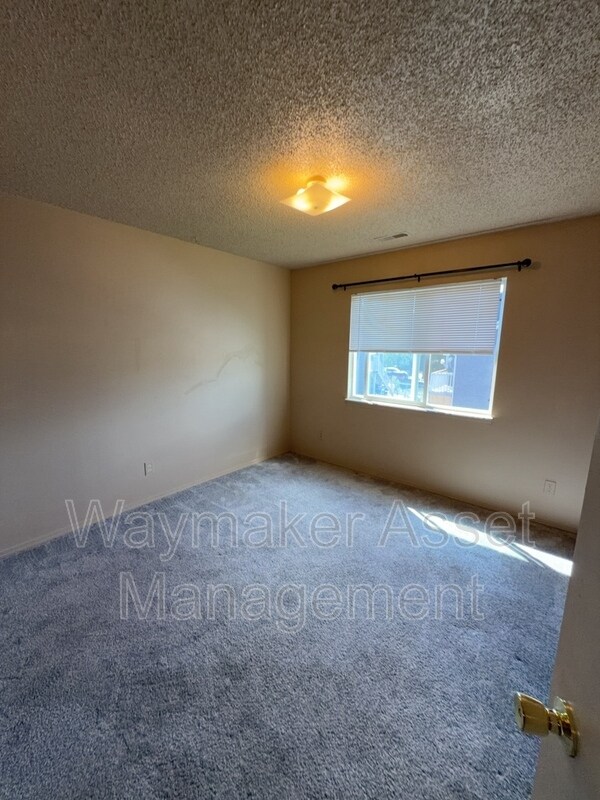 Building Photo - 1161 Mazatlan Cir
